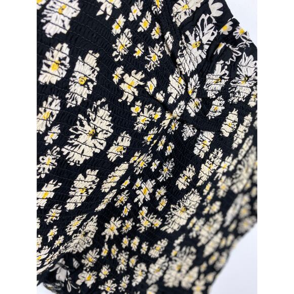 Patrons of Peace Womens Black Floral Smocked Crop Tank Top NEW Small - Picture 8 of 10